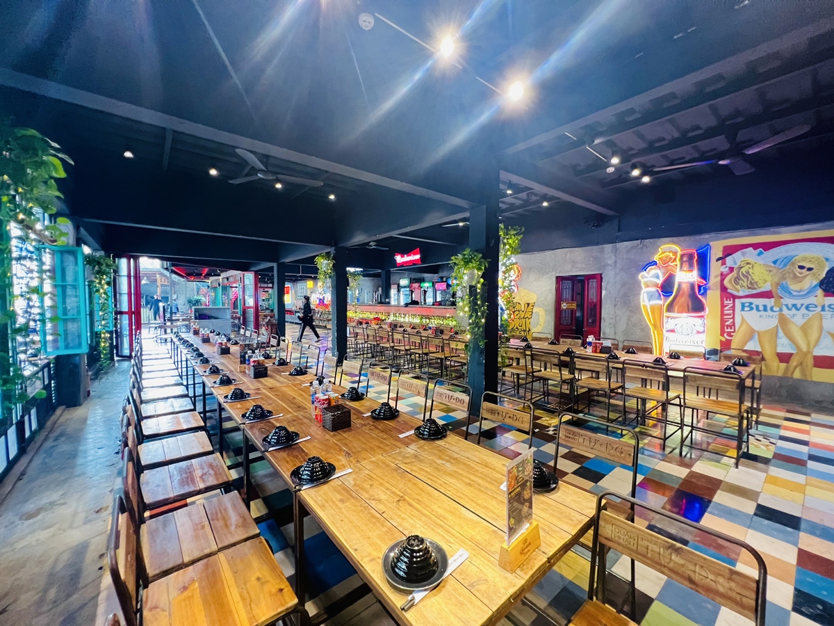 nhà hàng đặt tiệc tất niên quận Cầu Giấy a4