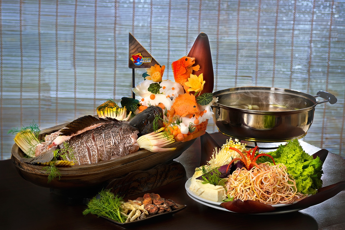 nhà hàng đặt tiệc tất niên quận Cầu Giấy a8