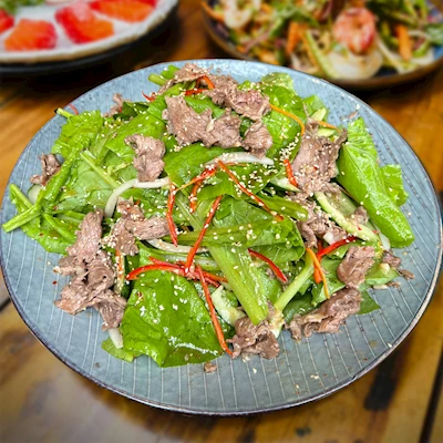Salad bắp bò cải xanh