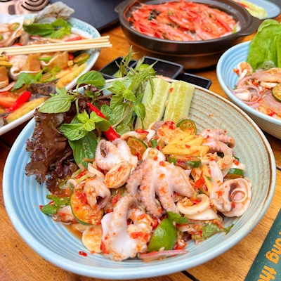 Bạch tuộc sốt thái cay