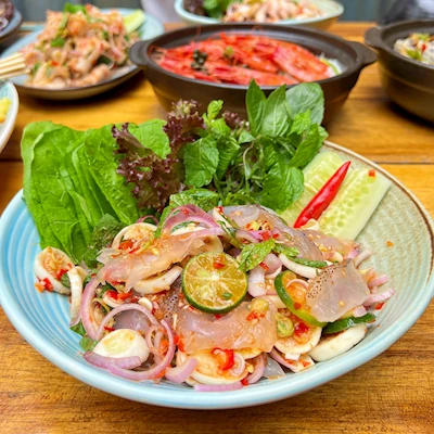 Gỏi sứa sốt thái cải cay