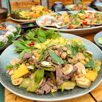 Gỏi bò cà pháo đồng quê