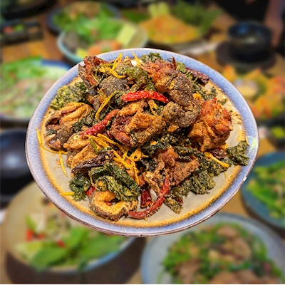 Ếch Rang Muối Lá Lốt