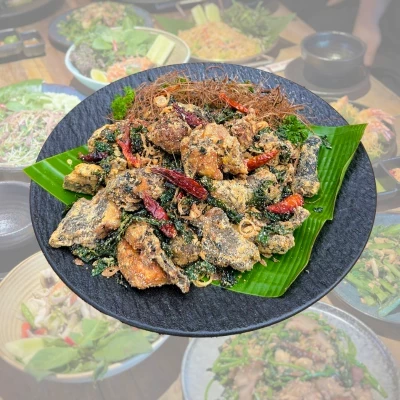 Gà H'mong Rang Muối