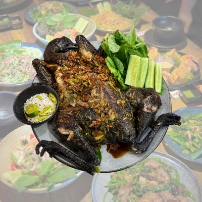 Gà Đen Nướng Mọi