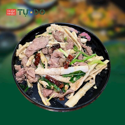 Bò Tơ Xào Măng Trúc