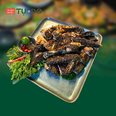 Gà H’Mông Nướng Mắc Khén